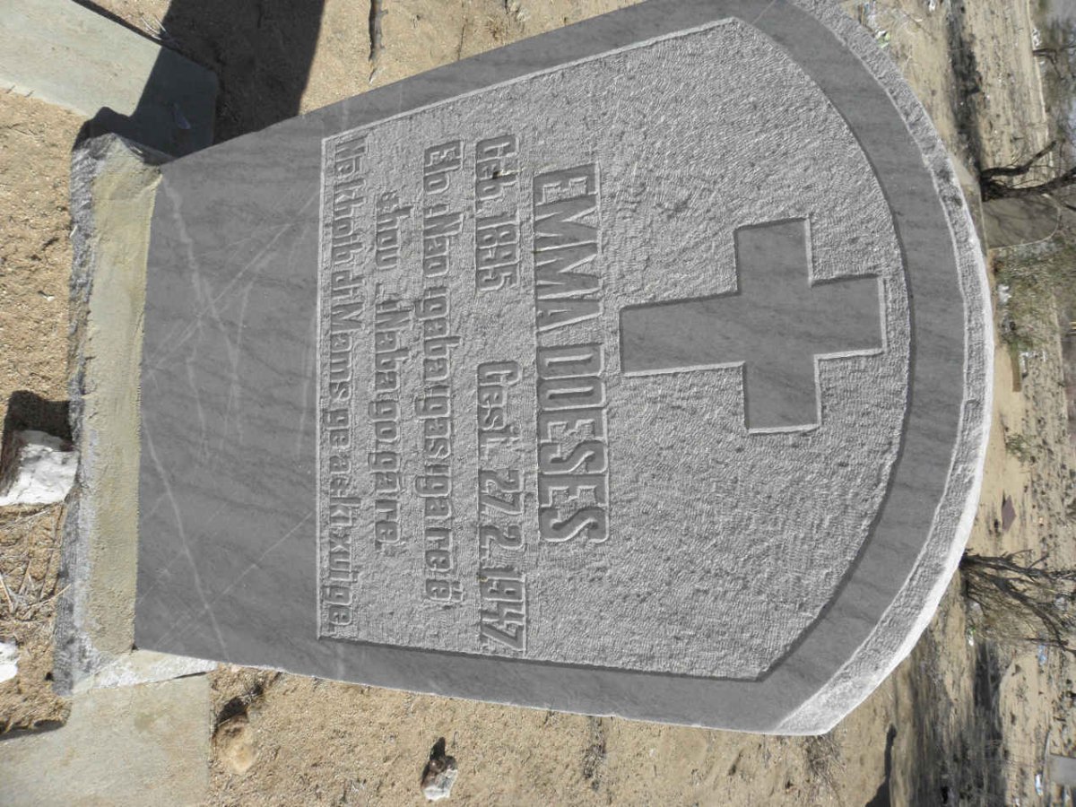 DOESES Emma 1895-1947