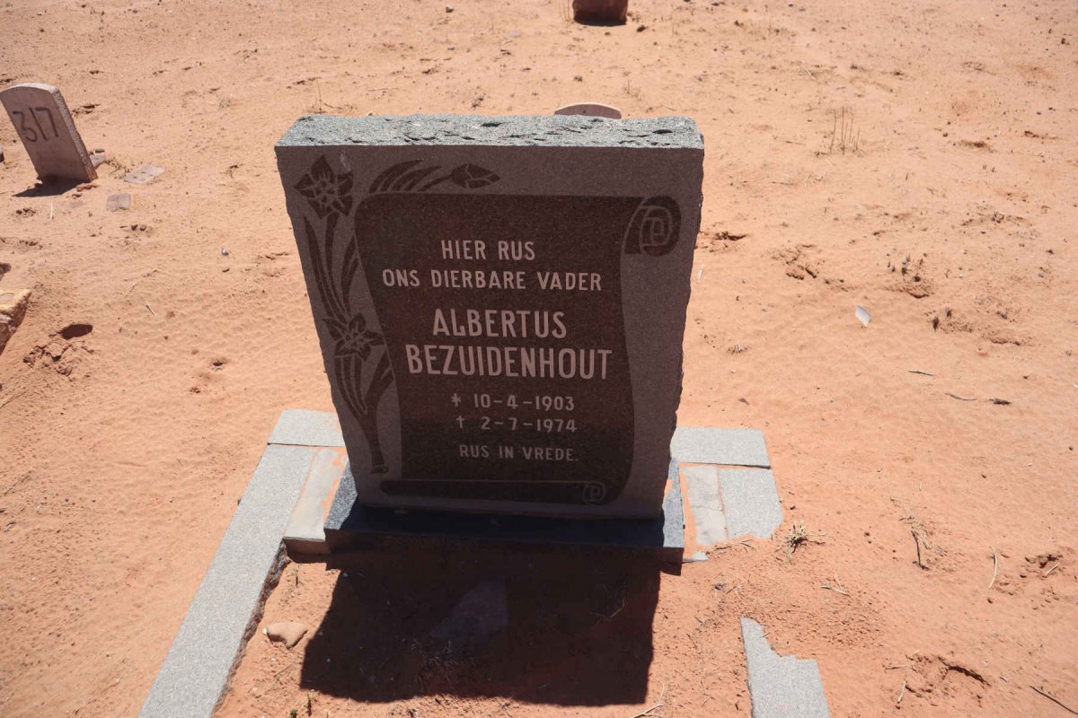 BEZUIDENHOUT Albertus 1903-1974