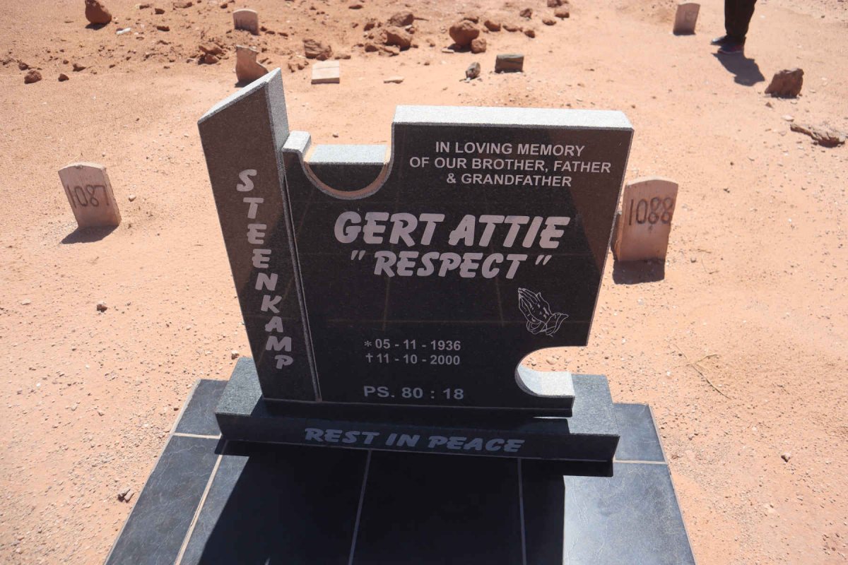 STEENKAMP Gert Attie 1936-2000