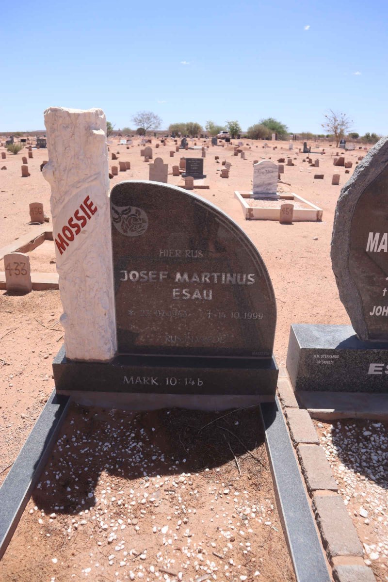 ESAU Josef Martinus ?-1999