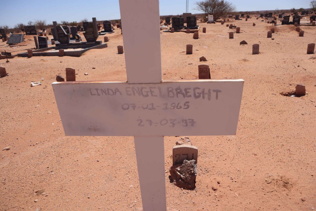 ENGELBREGHT Linda 1965-1997