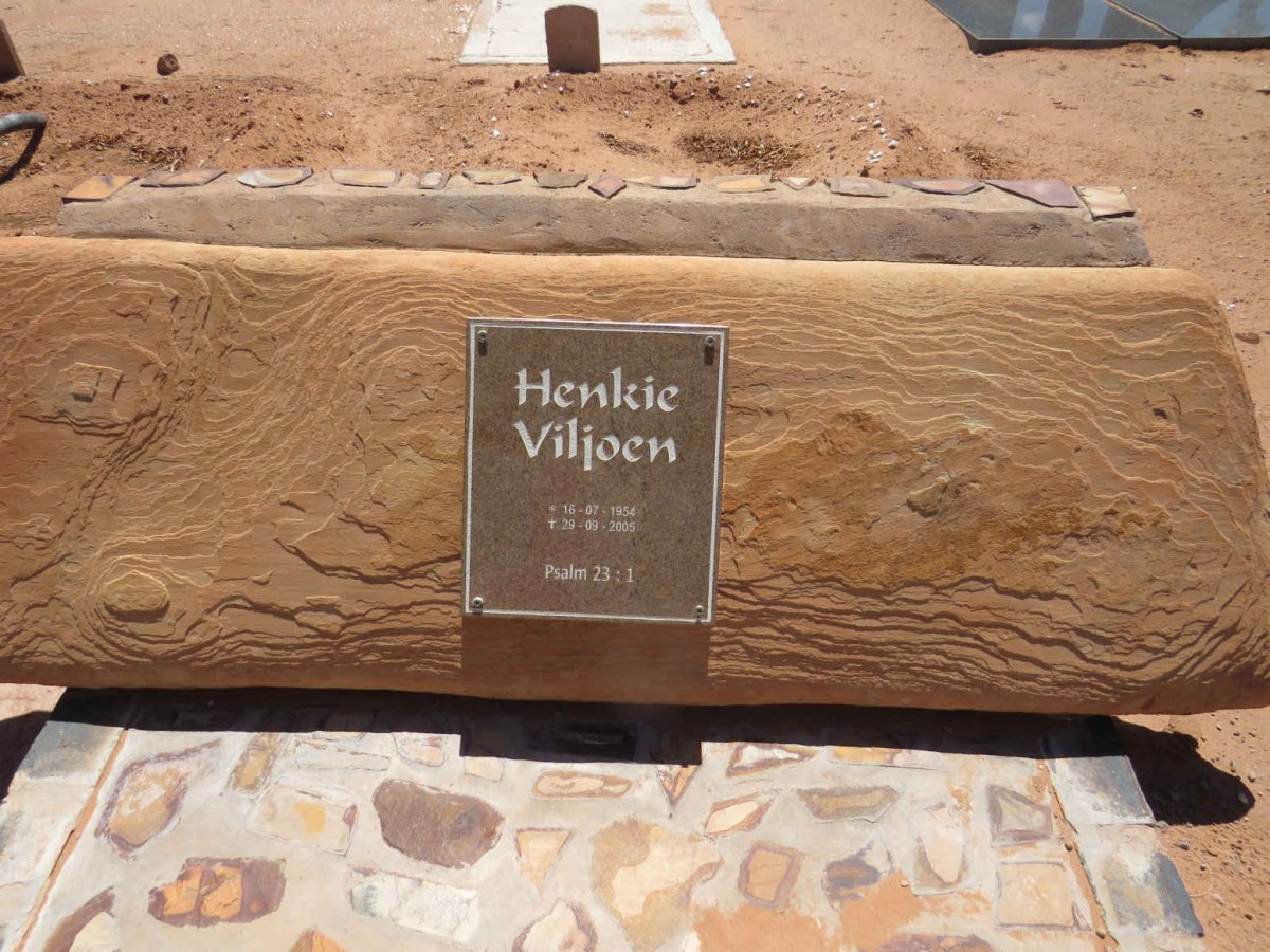 VILJOEN Henkie 1954-2005