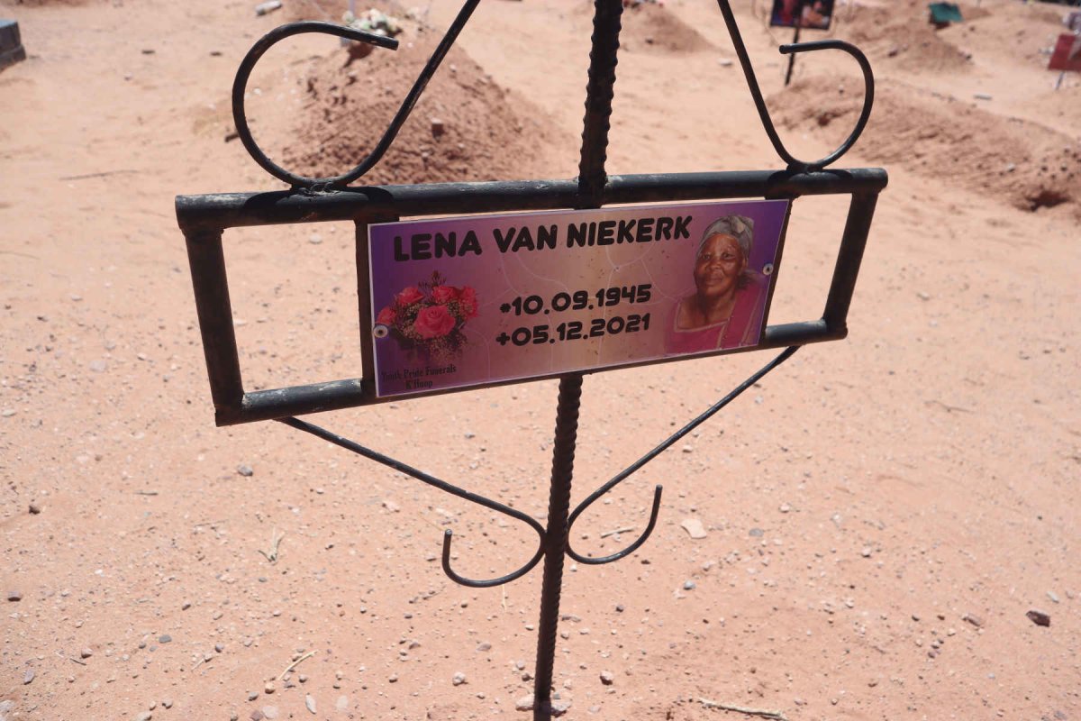 NIEKERK Lena. van 1945-2021