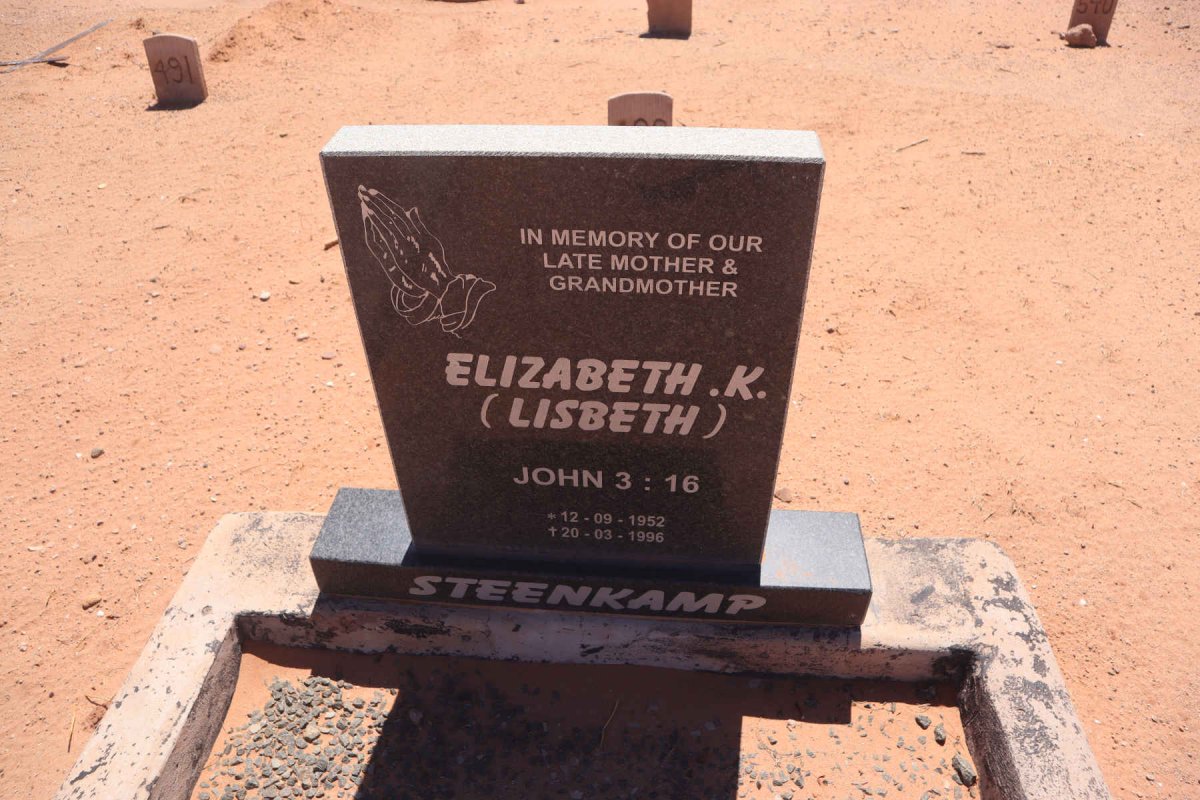 STEENKAMP Elizabeth K. 1952-1996