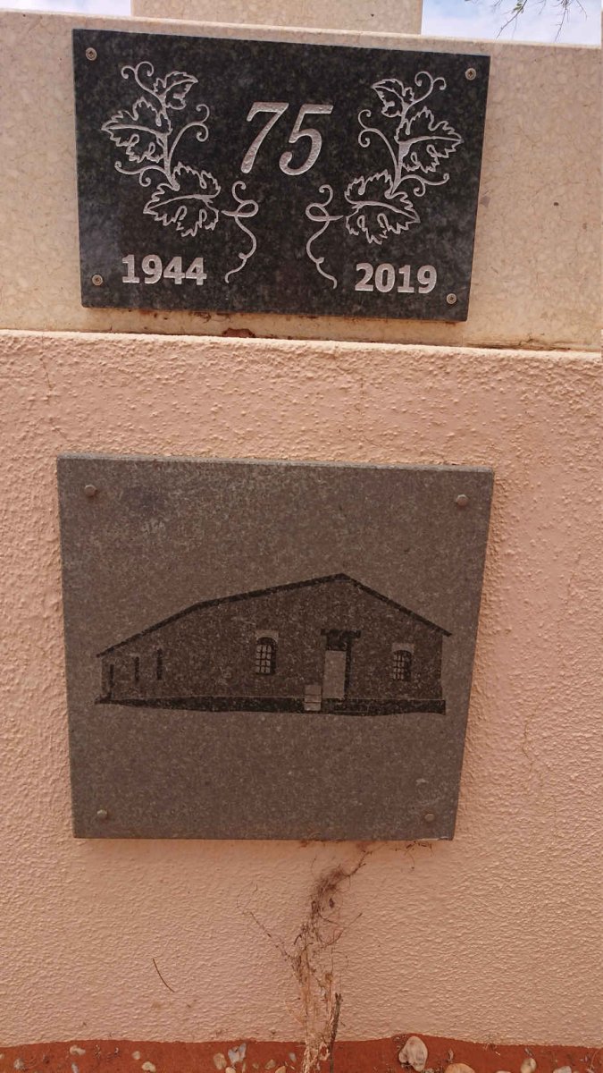 6. Leonardville N.G. Kerk: Gedenkplaat