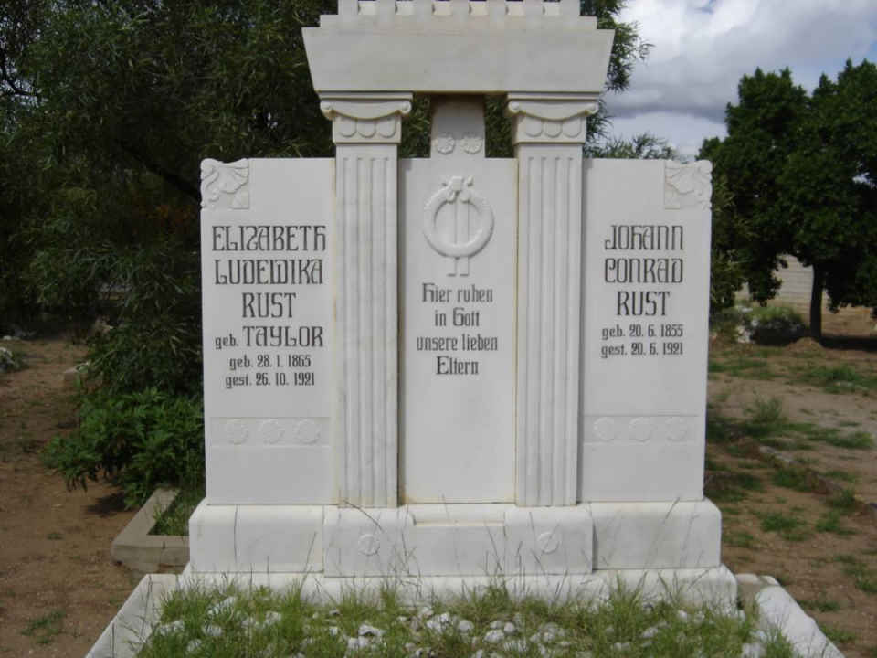 RUST Johann Conrad 1855-1921 &amp; Elizabeth Ludewika TAYLOR 1865-1921