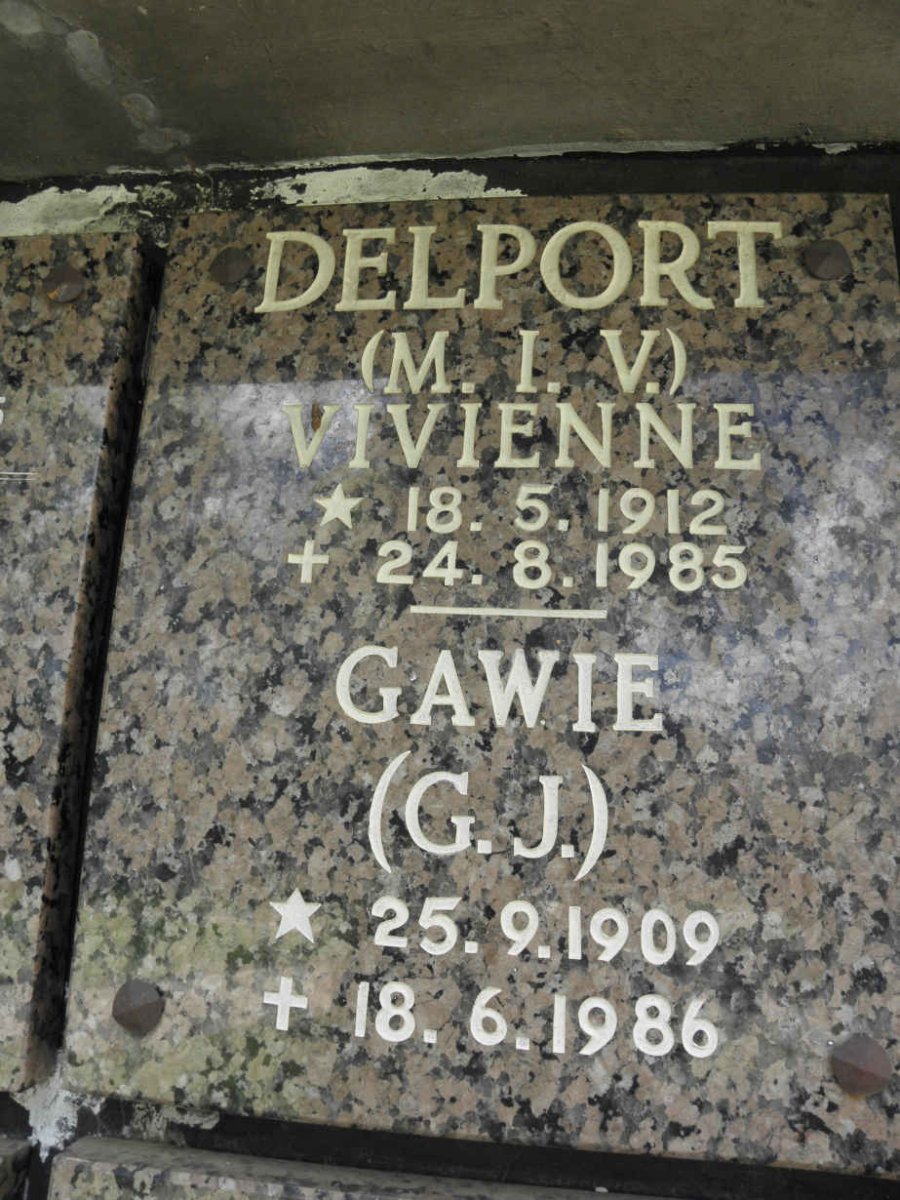 DELPORT G.J. 1909-1986 &amp; M.I.V. 1912-1985