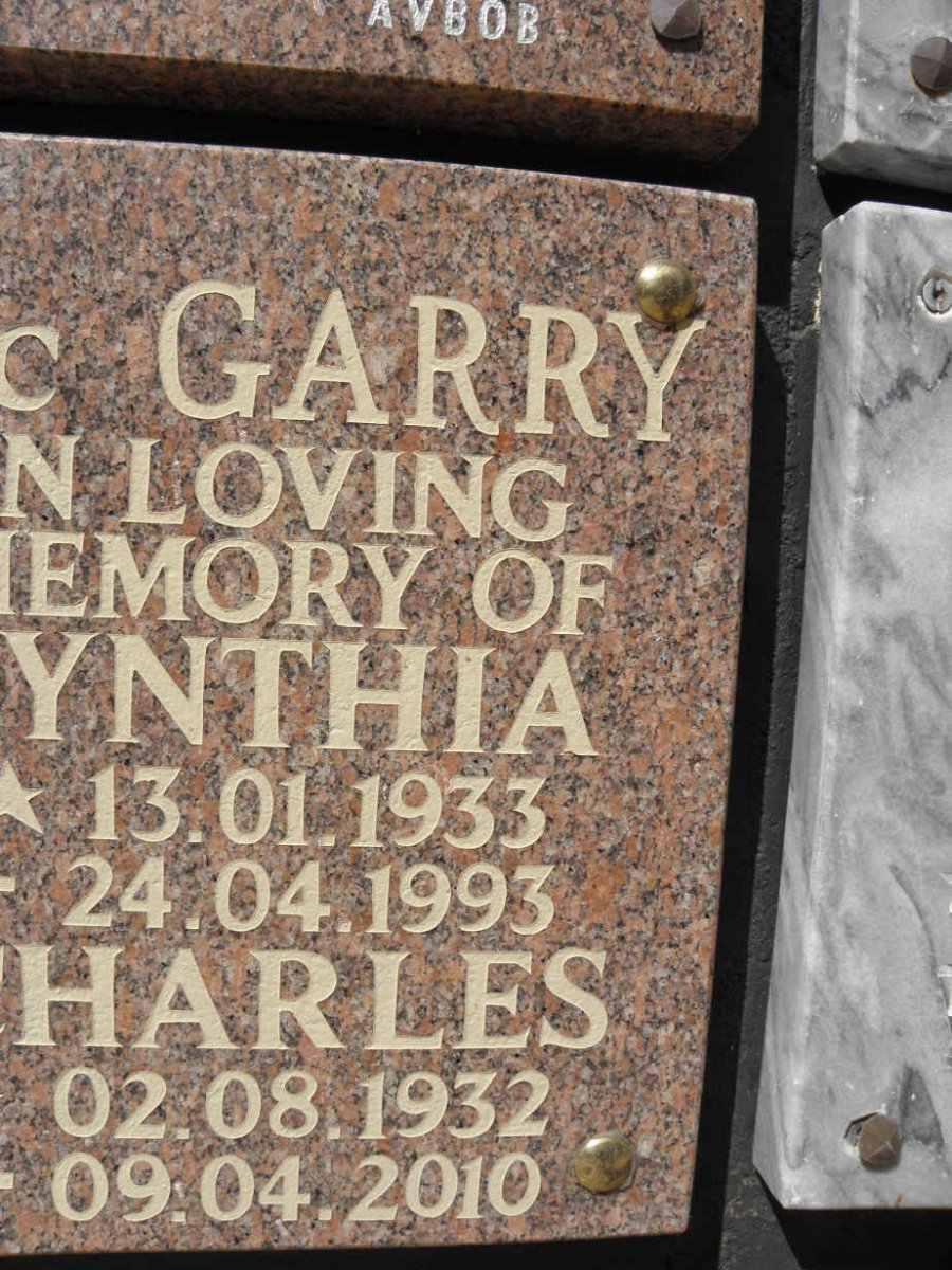 GARRY Charles 1932-2010 &amp; Cynthia 1933-1993