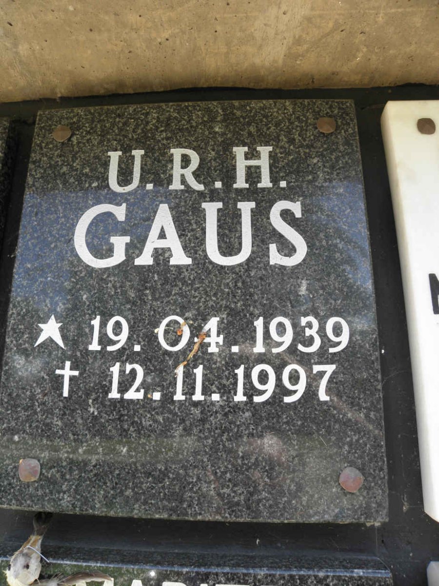 GAUS U.R.H. 1939-1997