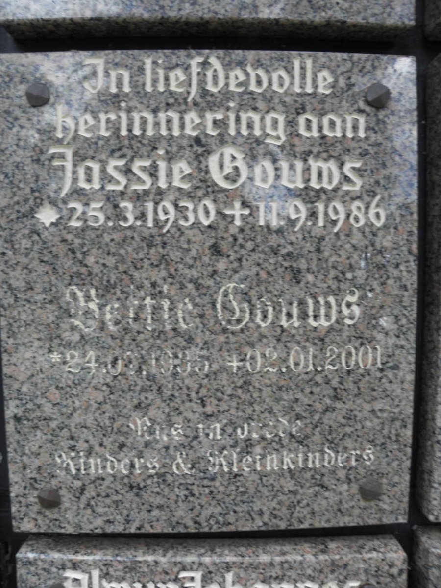GOUWS Jassie 1930-1986 Bertie 1935-2001