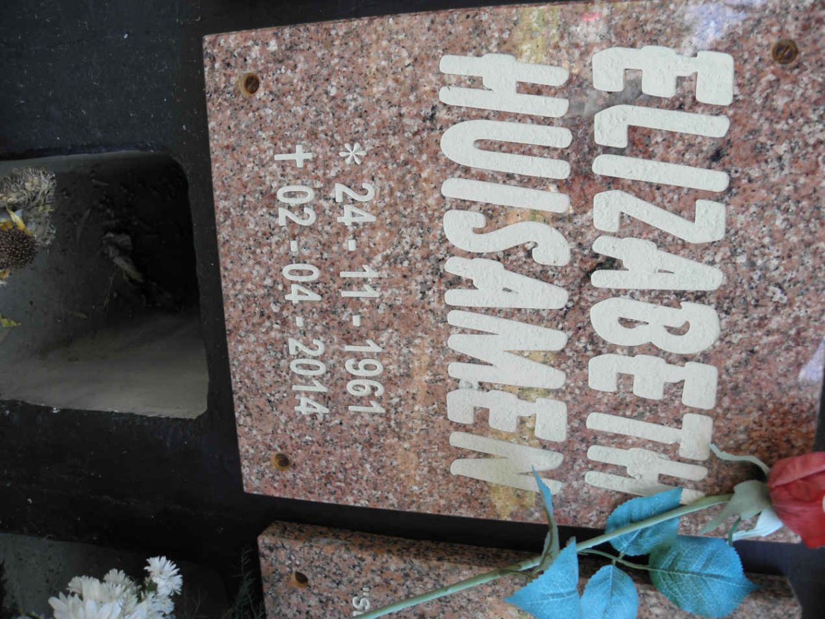 HUISAMEN Elizabeth 1961-2014
