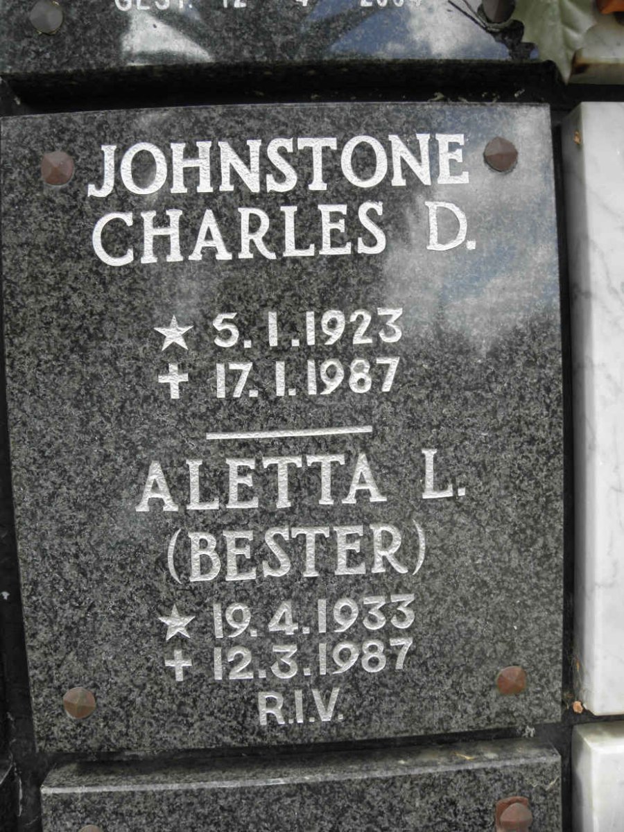 JOHNSTONE Charles D. 1923-1987 &amp; Aletta L. BESTER 1933-1987 