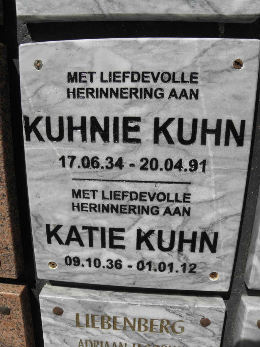 KUHN Kuhnie 1934-1991 &amp; Katie 1936-2012