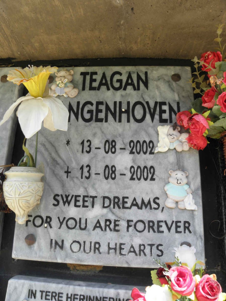 LANGENHOVEN Teagan 2002-2002
