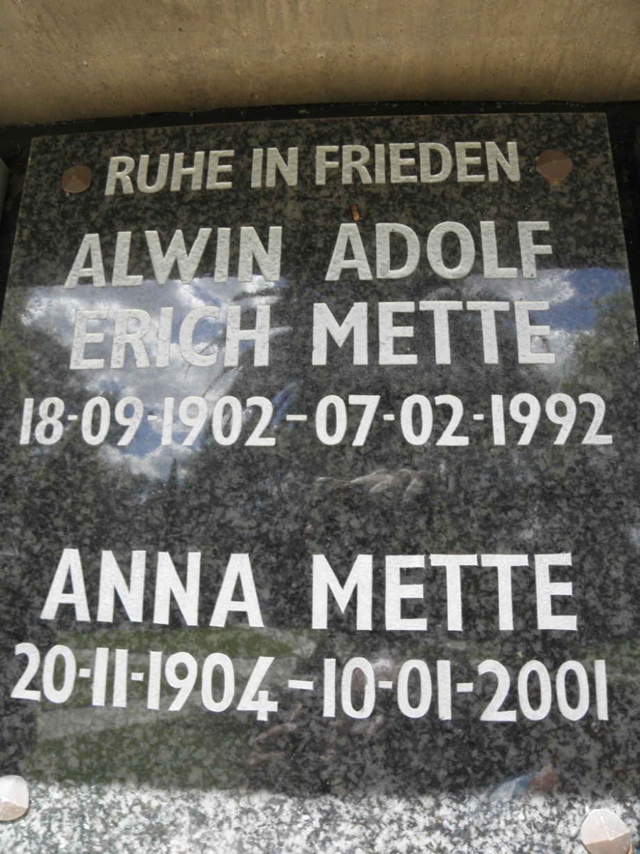 METTE Alwin Adolf Erich 1902-1992 &amp; Anna 1904-2001