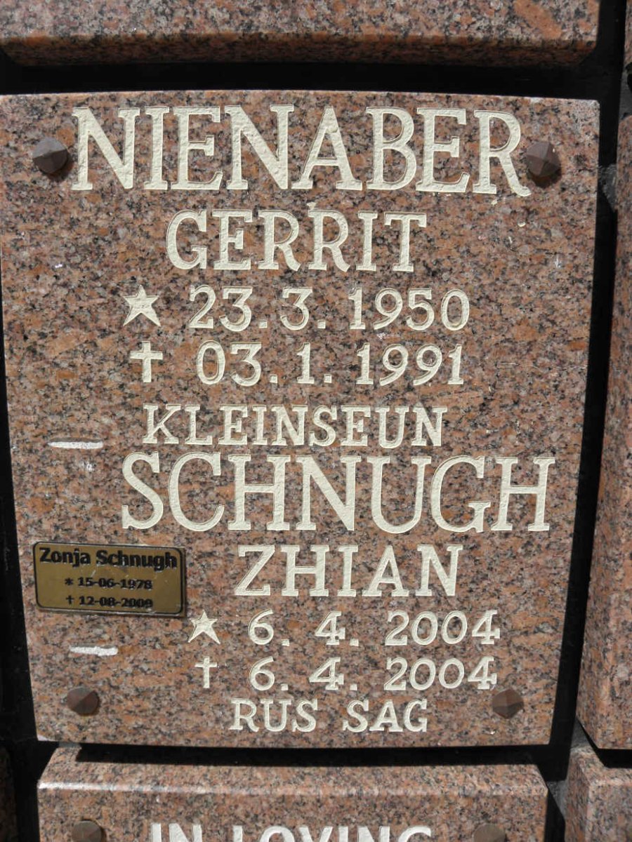 NIENABER Gerrit 1950-1991 :: SCHNUGH Zonja 1978-2009 :: SCHNUGH Zhian 2004-2004