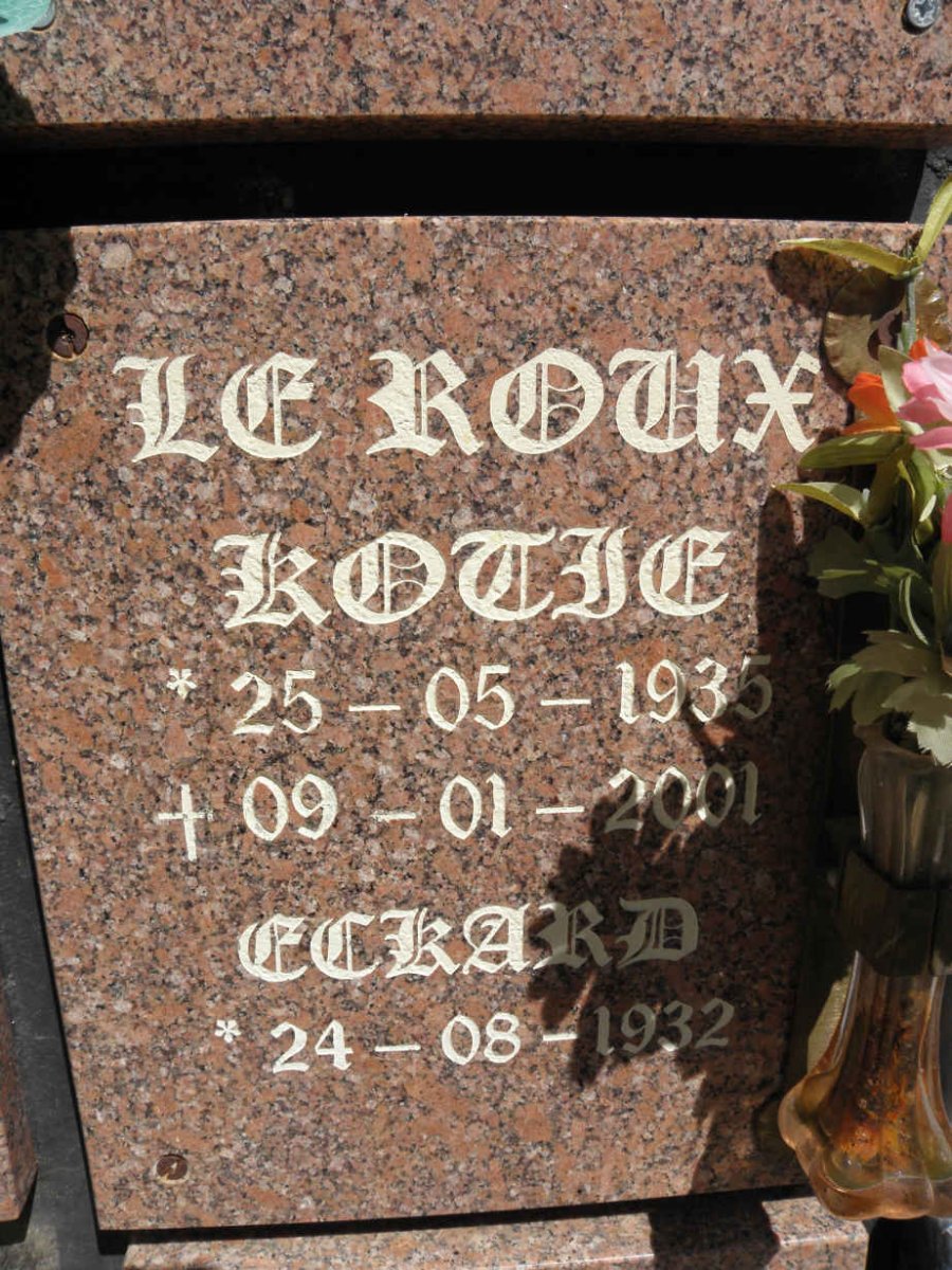 ROUX Eckard, le 1932- &amp; Kotje 1935-2001