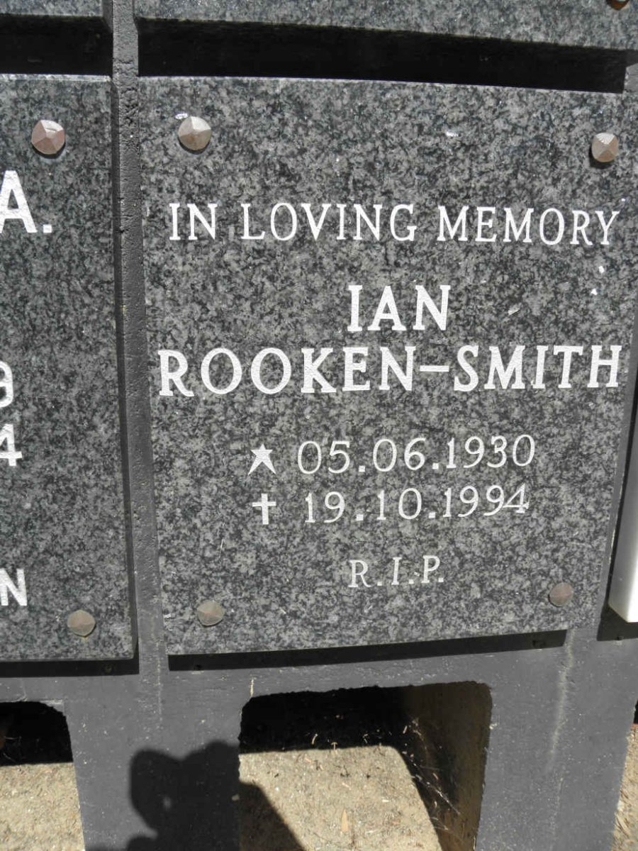 SMITH Ian, Rooken 1930-1994