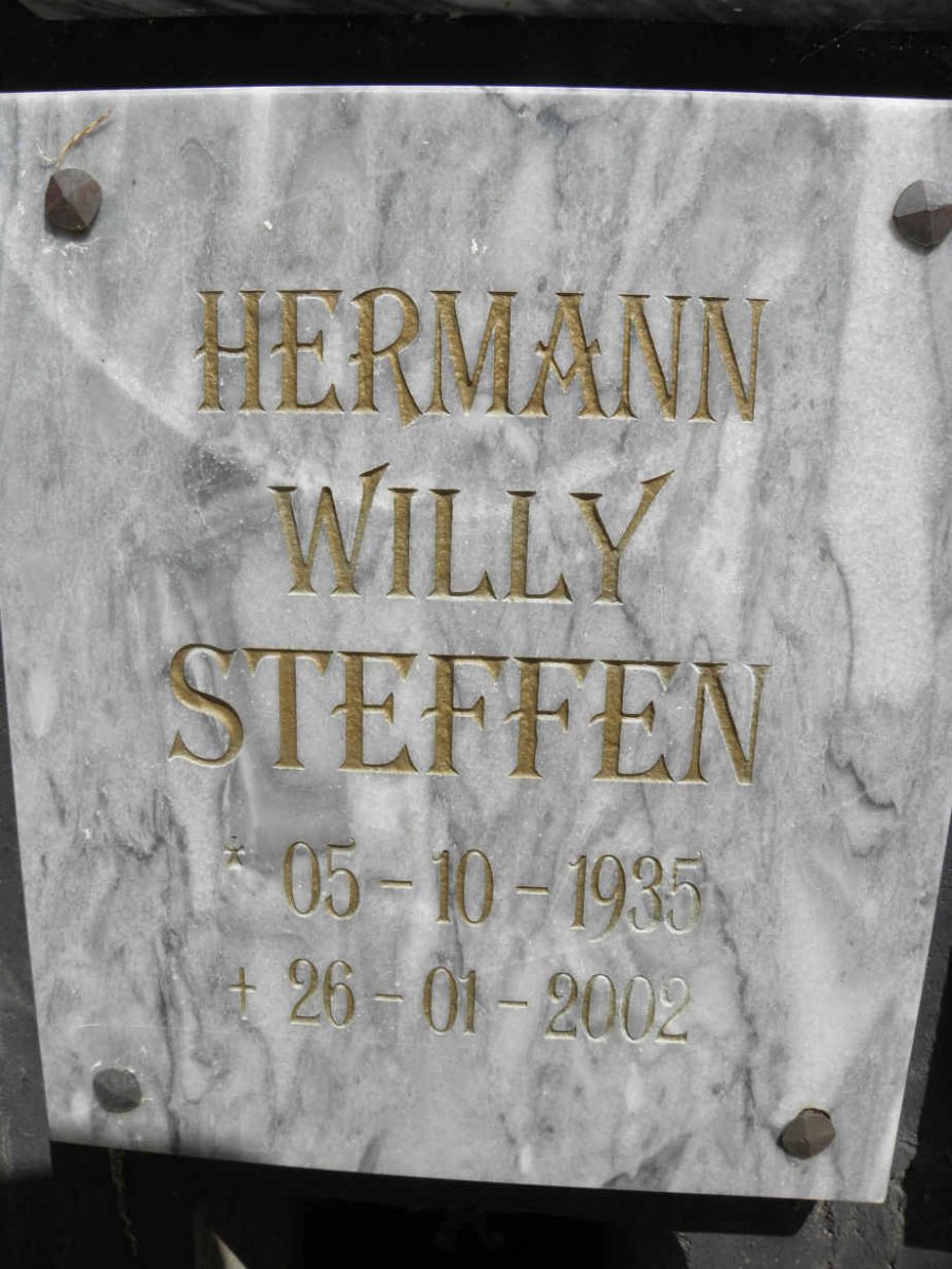 STEFFEN Hermann Willy 1935-2002