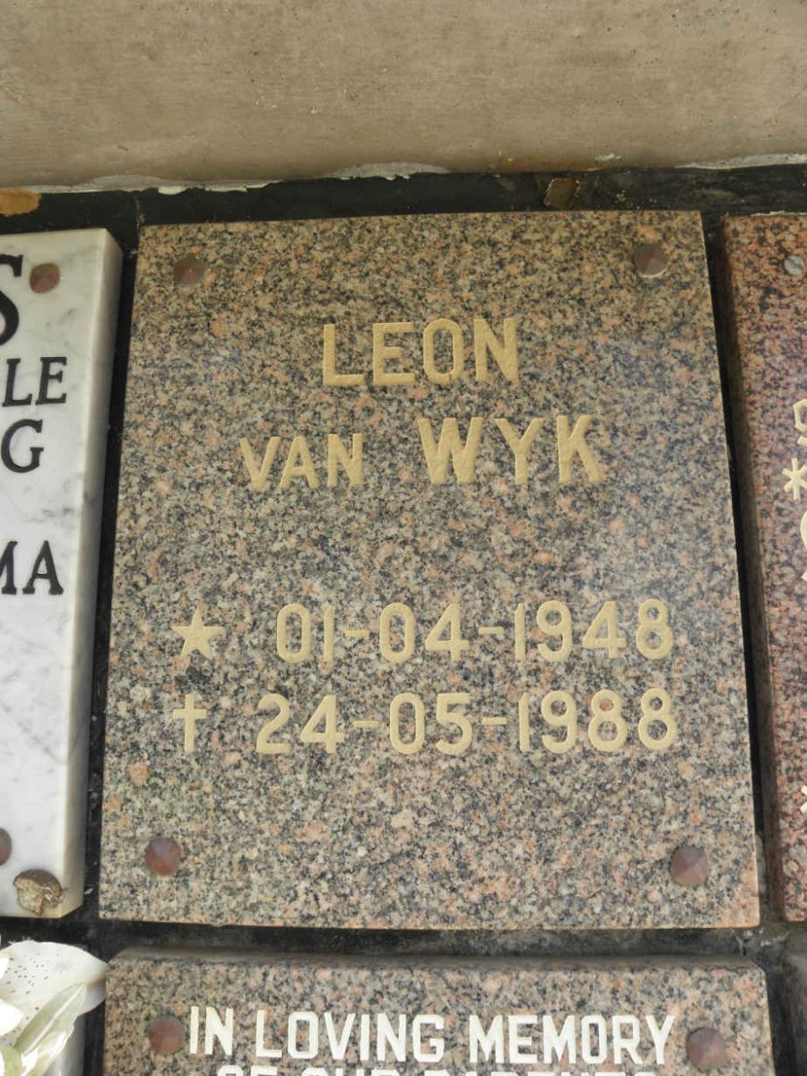WYK Leon, van 1948-1988