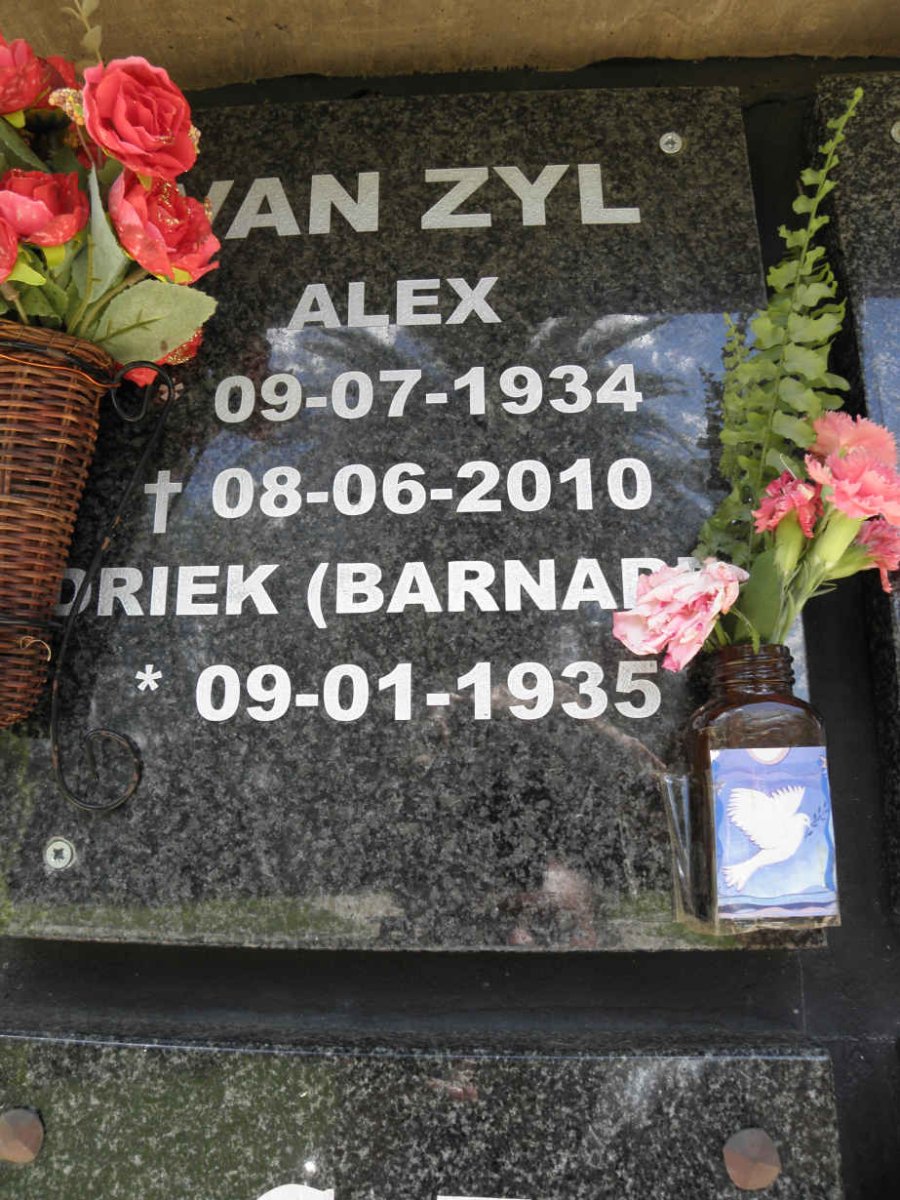 ZYL Alex, van 1934-2010 &amp; Driek BARNARD 1935-