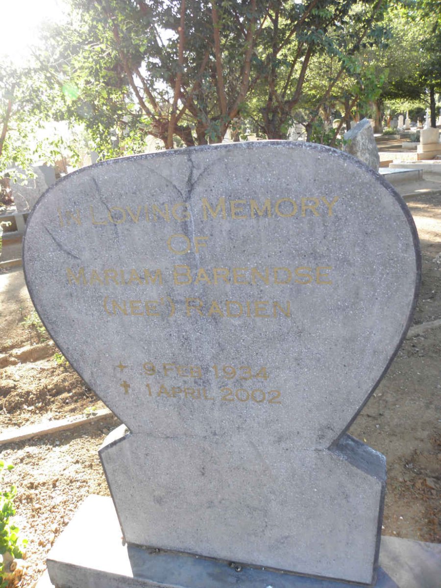 BARENDSE Mariam nee RADIEN 1934-2002