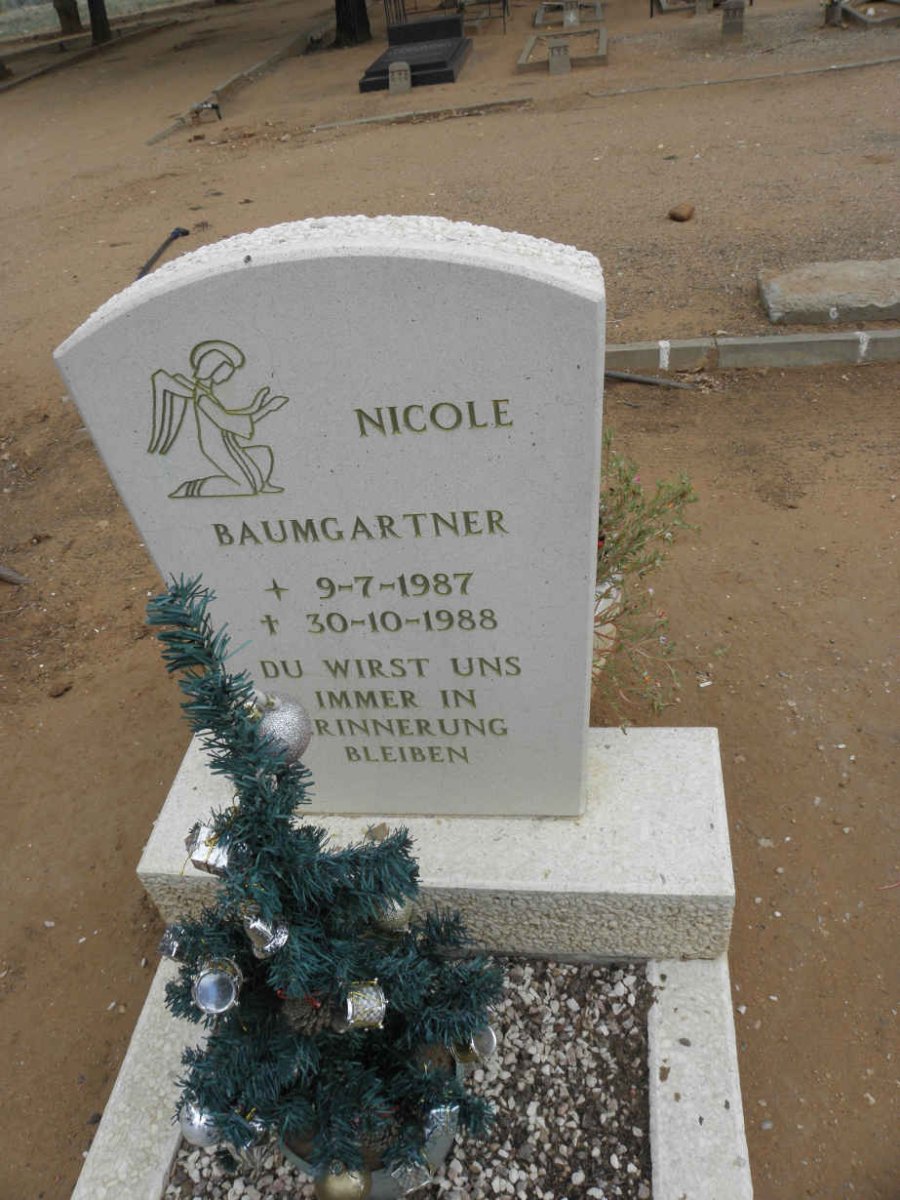 BAUMGARTNER Nicole 1987-1988