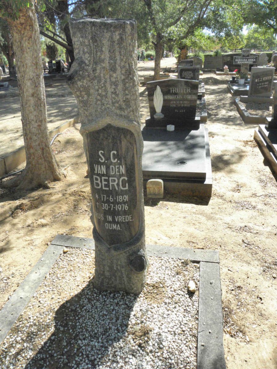 BERG S.C., van den 1891-1976