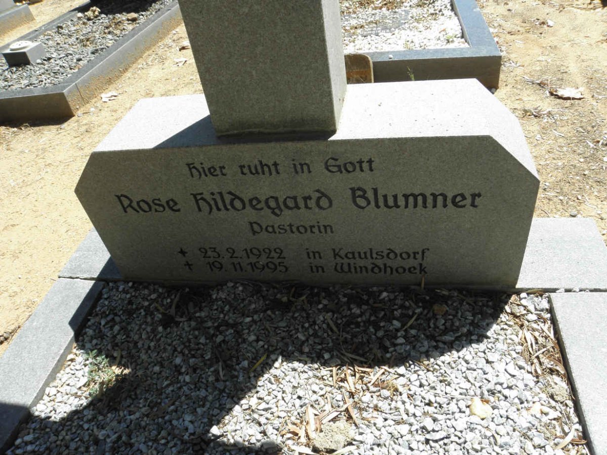 BLUMMER Rose Hildegard 1922-1995