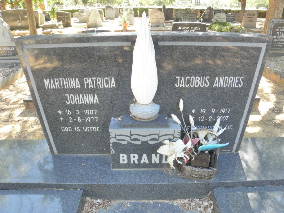 BRAND Jacobus Andries 1917-2007 &amp; Marthina Patricia Johanna 1907-1977
