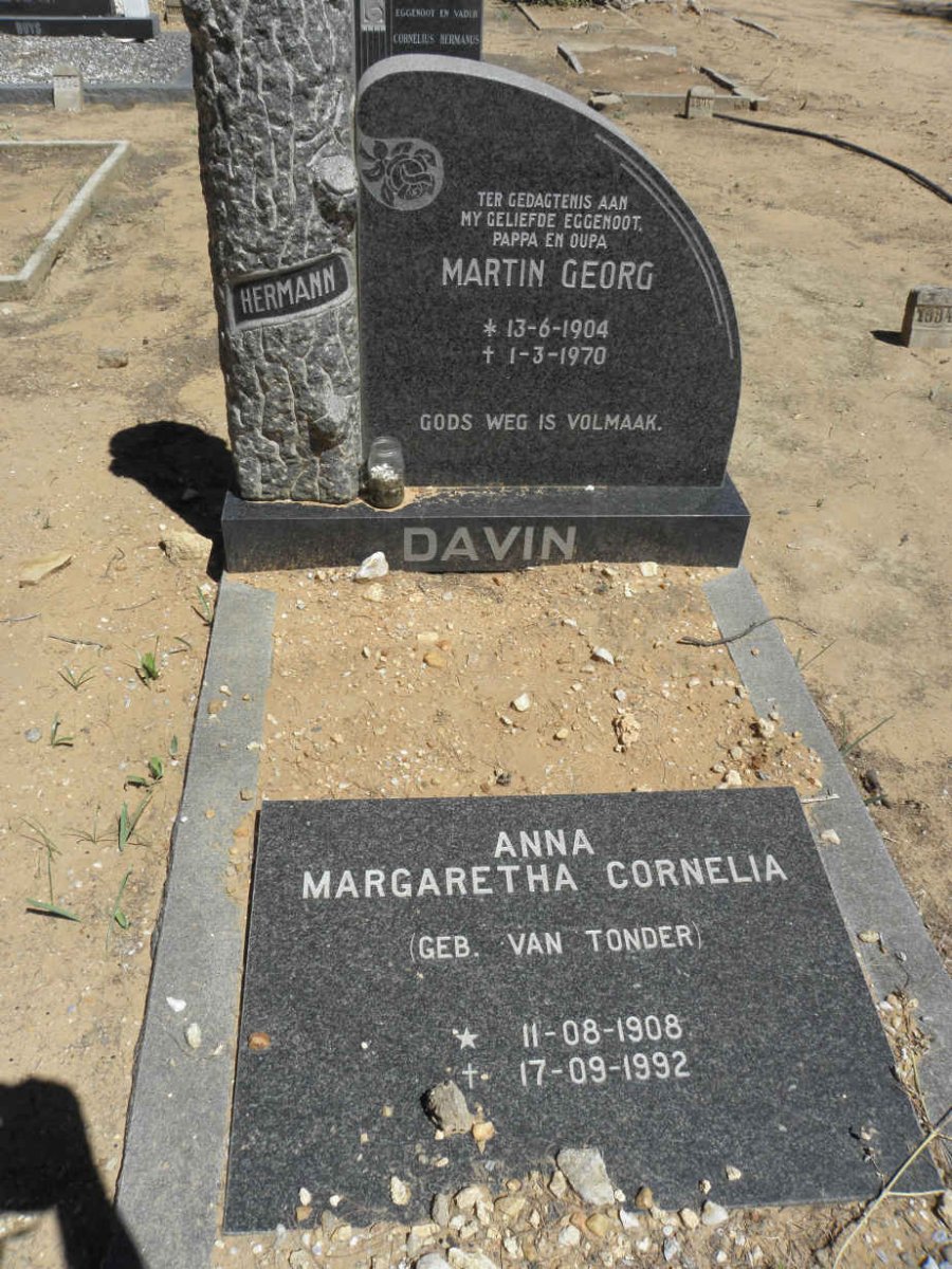 DAVIN Martin Georg 1904-1970 &amp; Anna Margaretha Cornelia VAN TONDER 1908-1992
