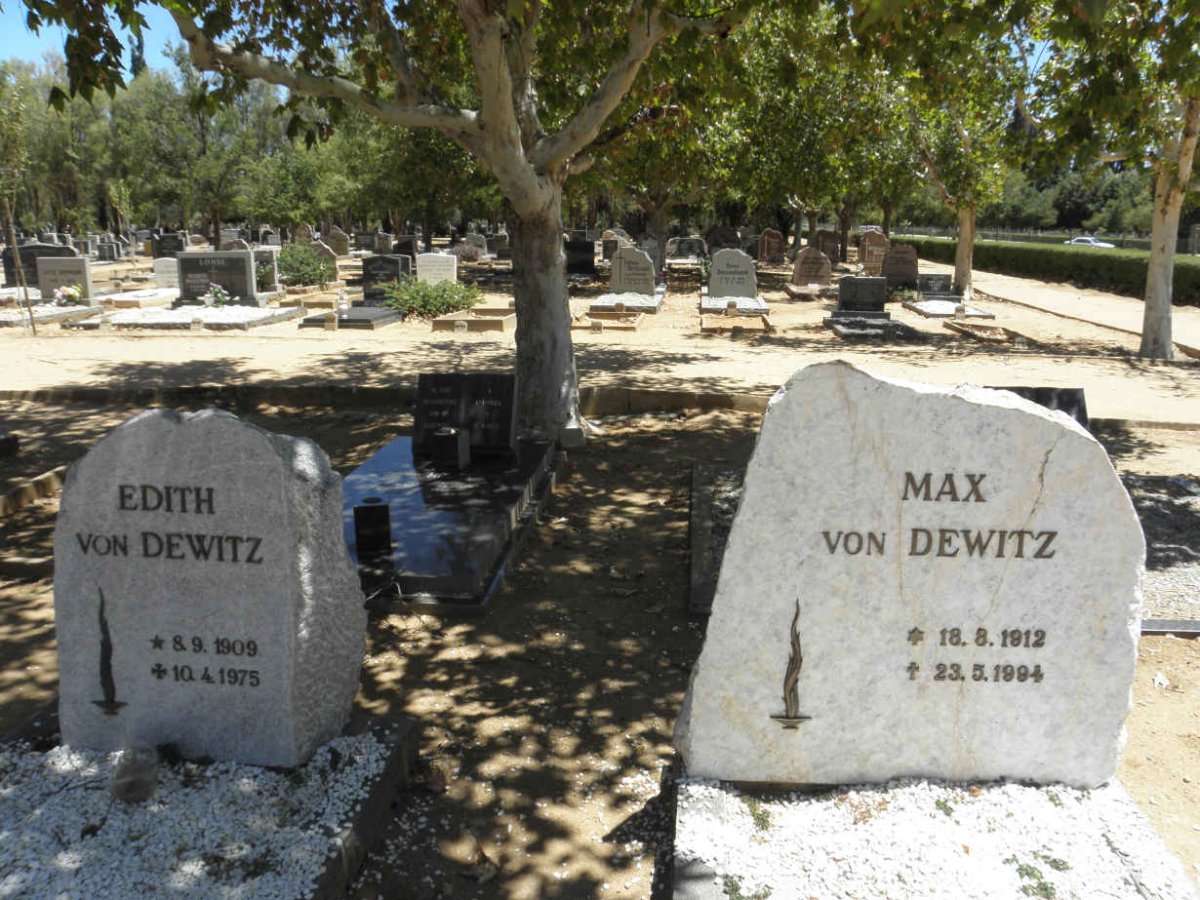 DEWITZ Max, von 1912-1994 &amp; Edith 1909-1975