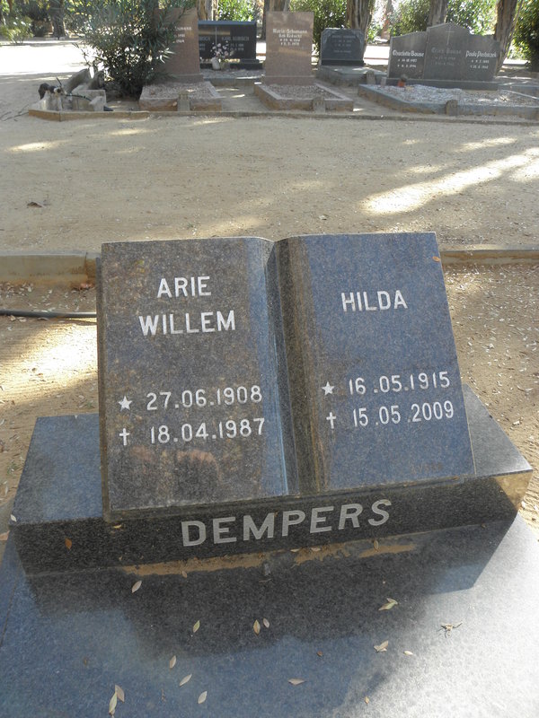 DEMPERS Arie Willem 1908-1987 &amp; Hilda 1915-2009