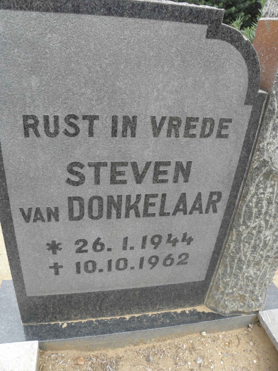 DONKELAAR Steven, van 1944-1962