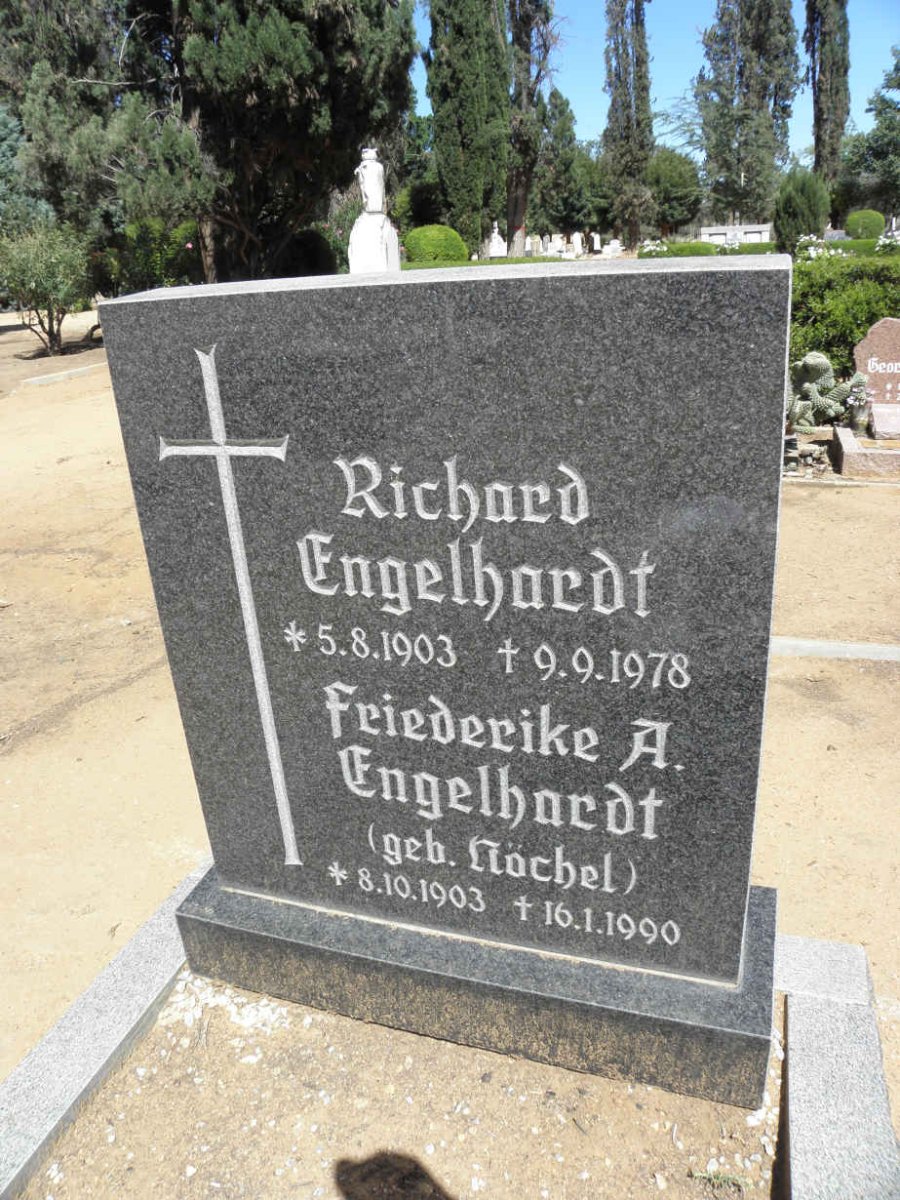 ENGELHARDT Richard 1903-1978 &amp; Friederike A. NÖCHEL 1903-1990