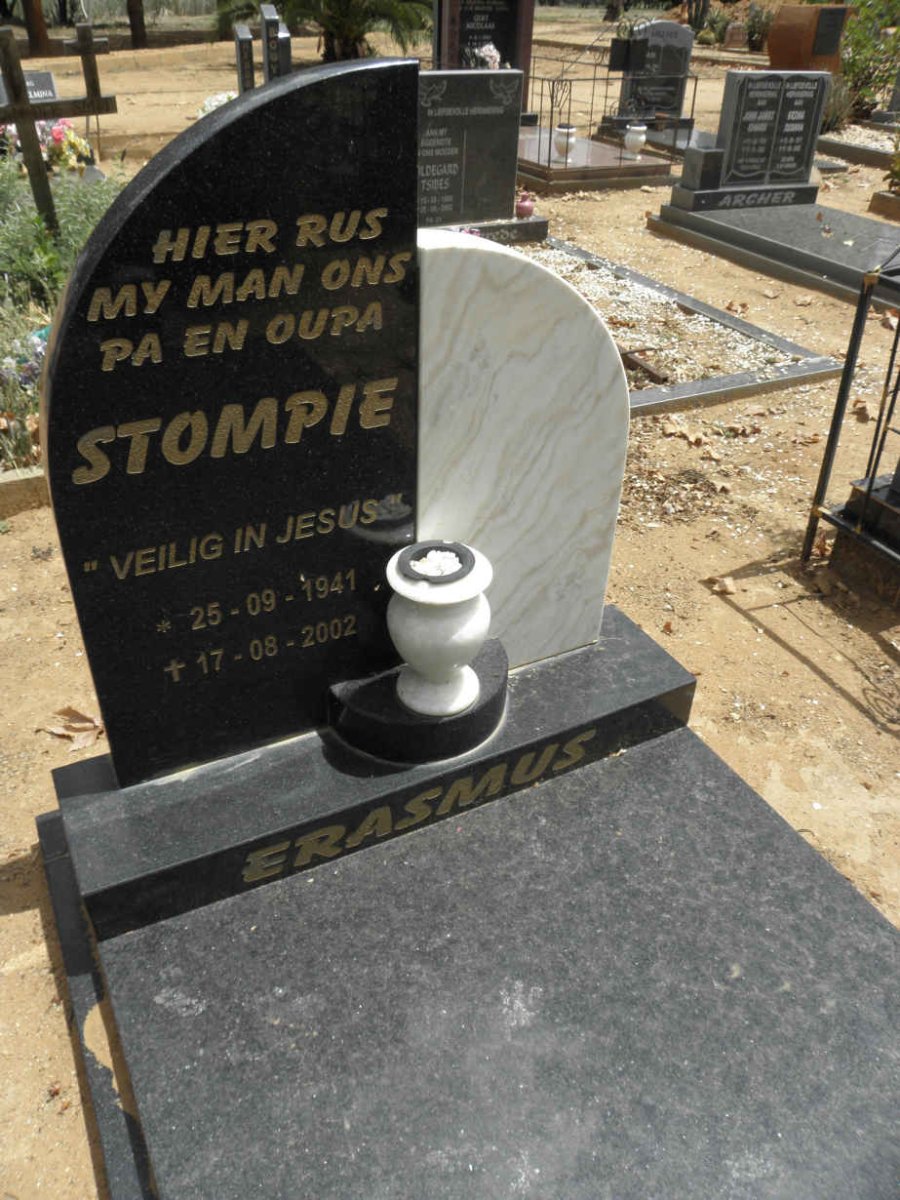 ERASMUS Stompie 1941-2002