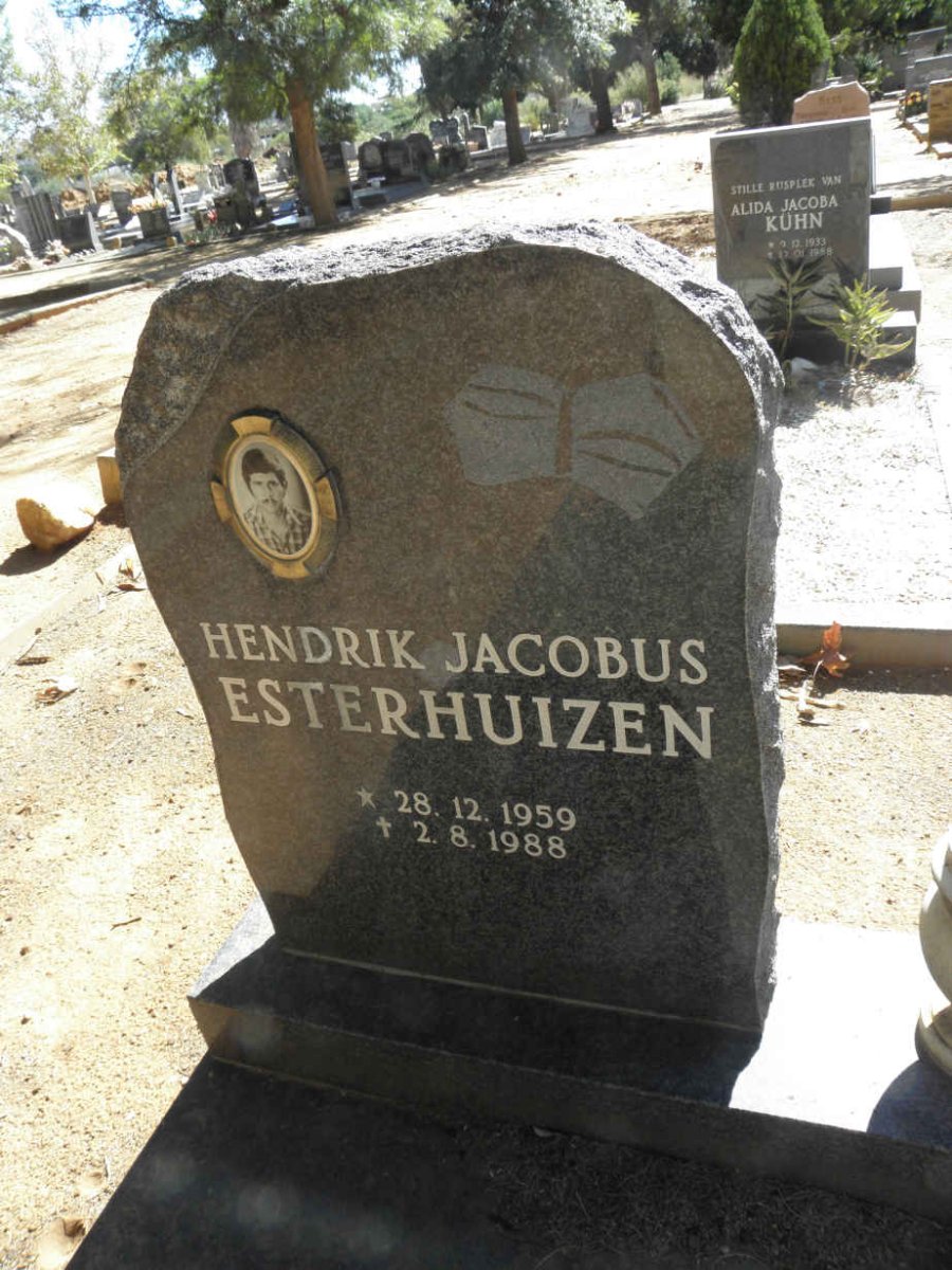 ESTERHUIZEN Hendrik Jacobus 1959-1988