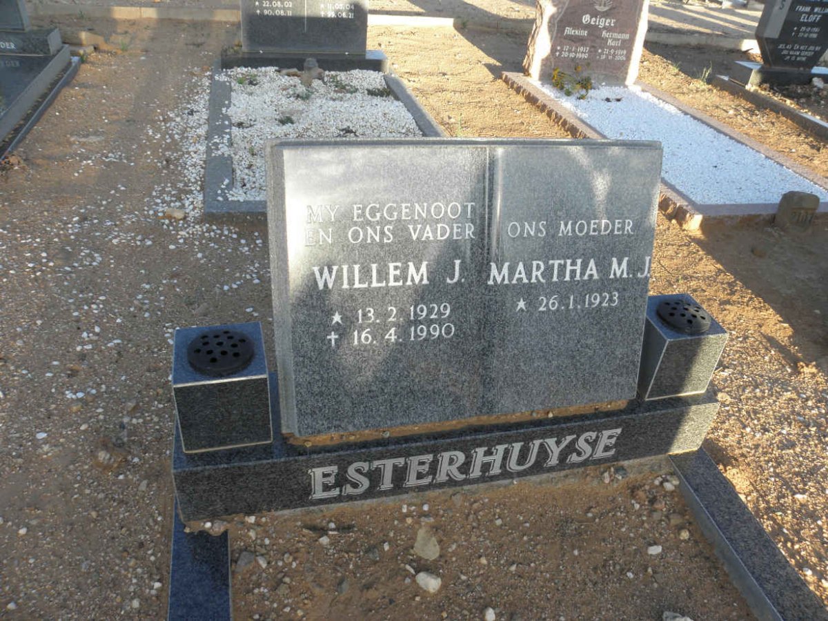 ESTERHUYSE Willem J. 1929-1990 &amp; Martha M.J. 1923-