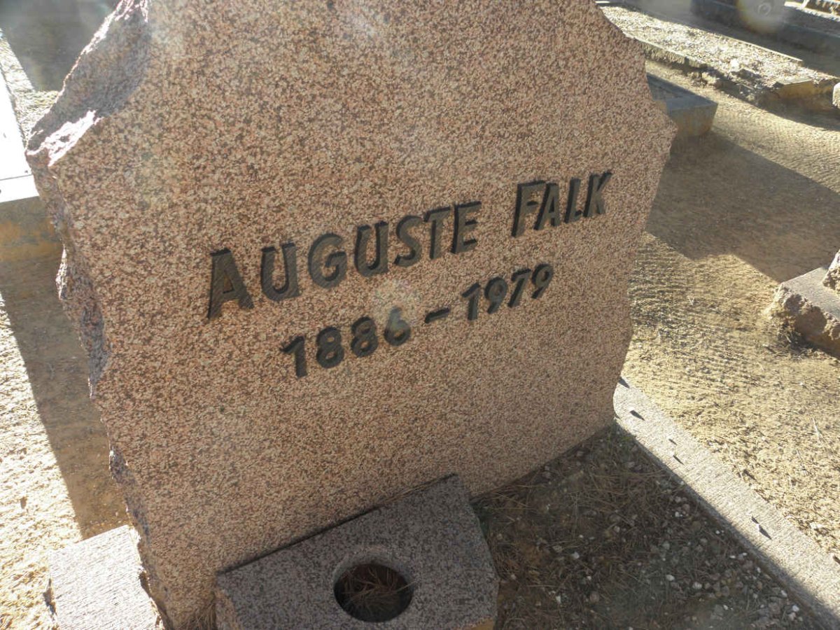 FALK Auguste 1886-1979