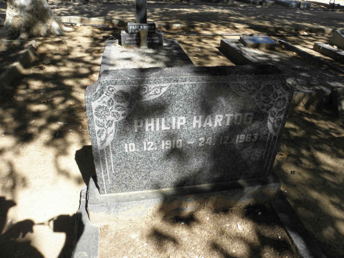 HARTOG Philip 1910-1963