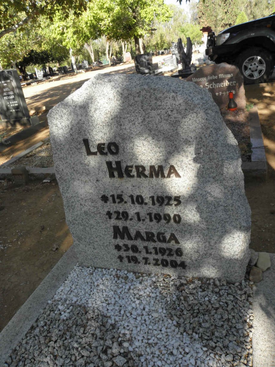 HERMA Leo 1925-1990 &amp; Marga 1926-2004