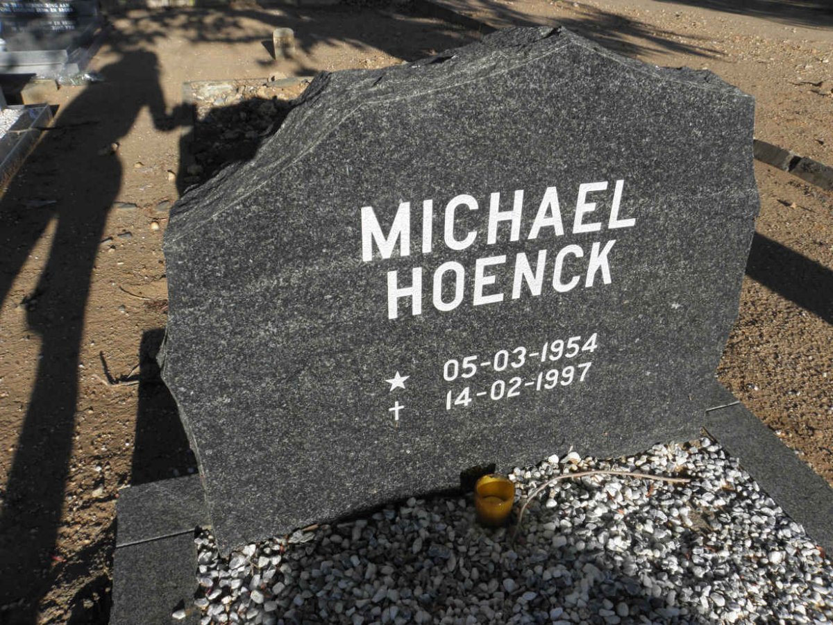 HOENCK Michael 1954-1997