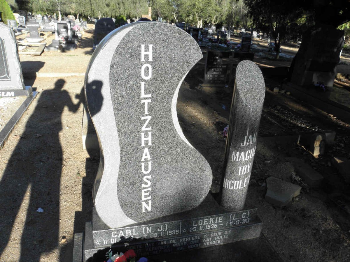 HOLTZHAUSEN N.J. 1935-1999 &amp; L.C. 1936-2012