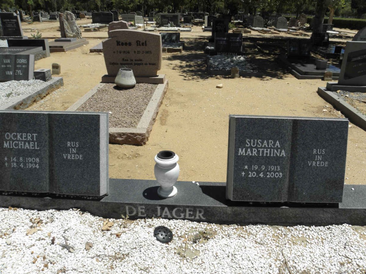 JAGER Ockert Michael, de 1908-1994 &amp; Susara Marthina 1913-2003