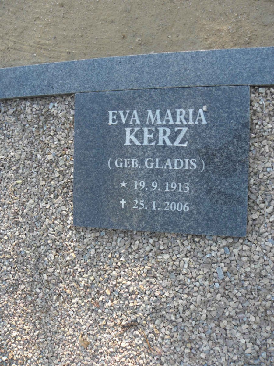 KERZ Eva Maria nee GLADIS 1913-2006