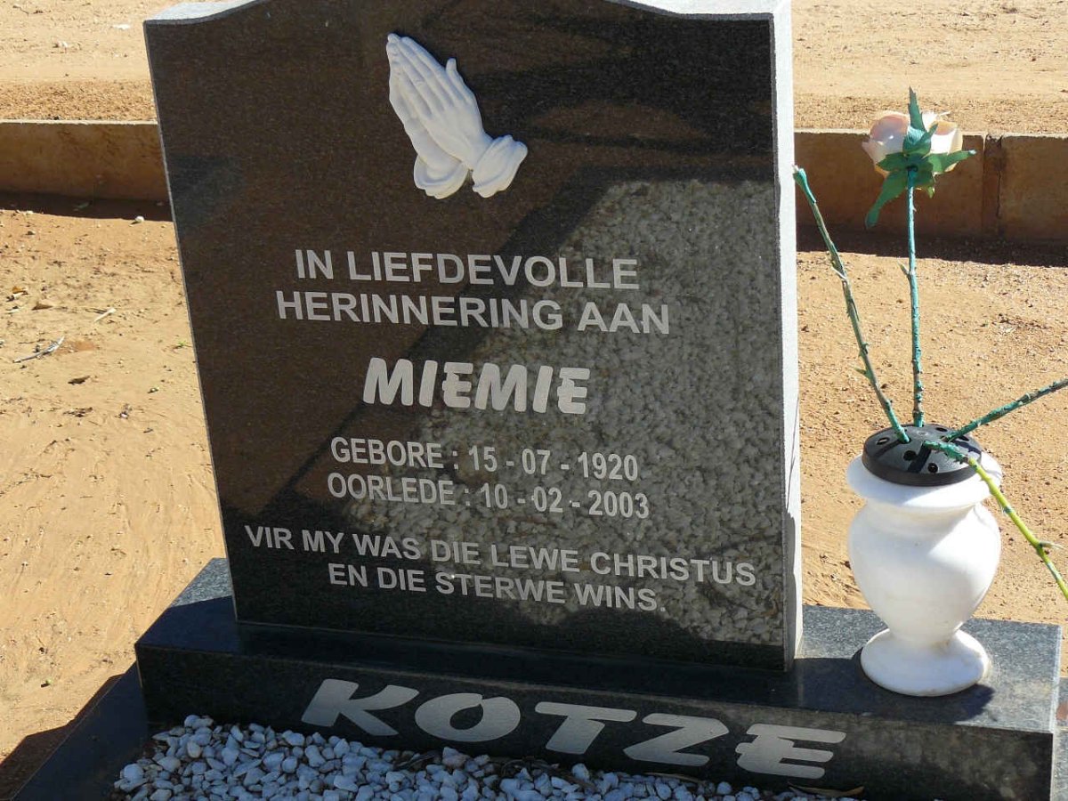 KOTZÉ Miemie 1920-2003