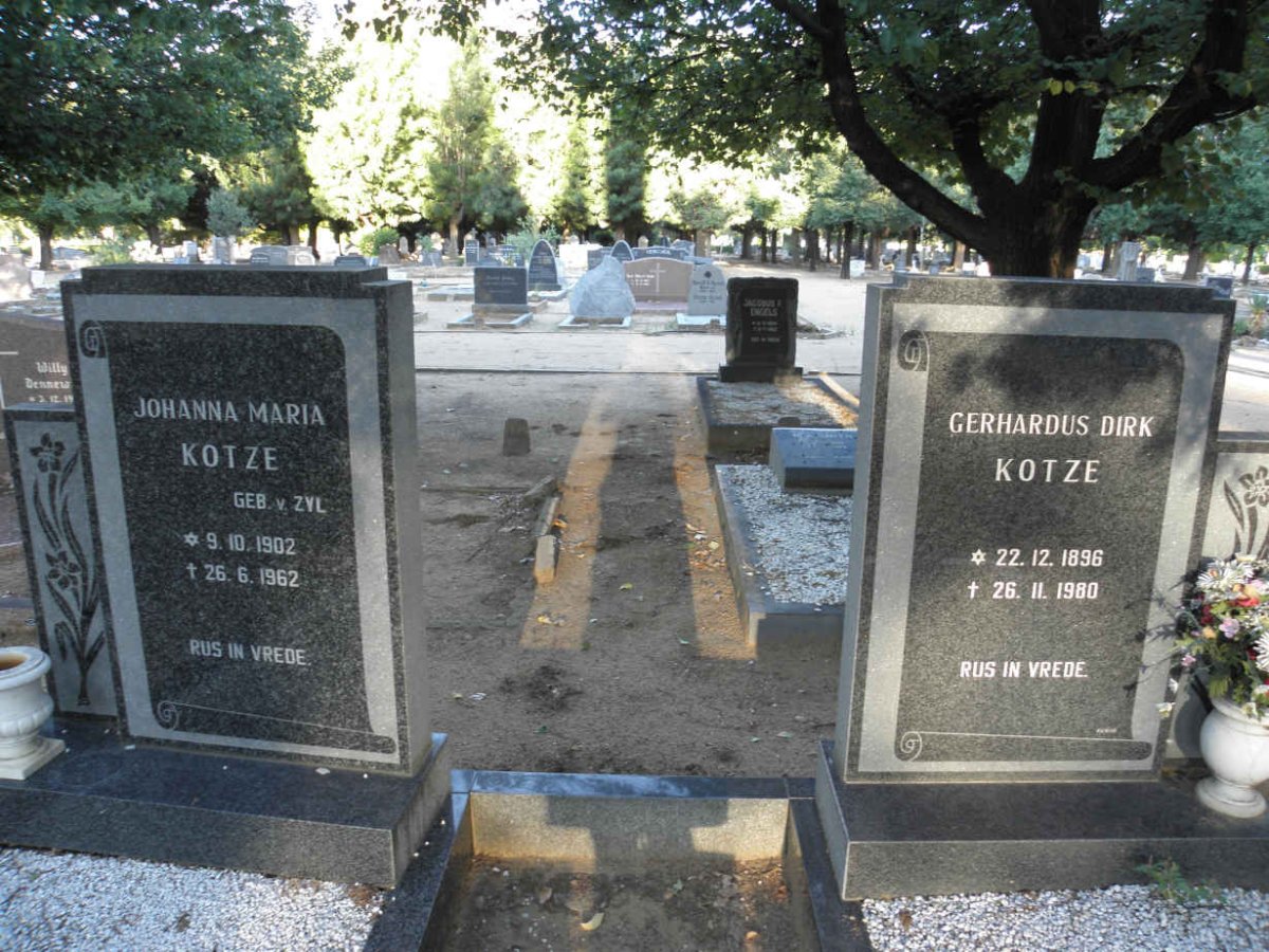 KOTZE Gerhardus Dirk 1896-1980 &amp; Johanna Maria V. ZYL 1902-1962