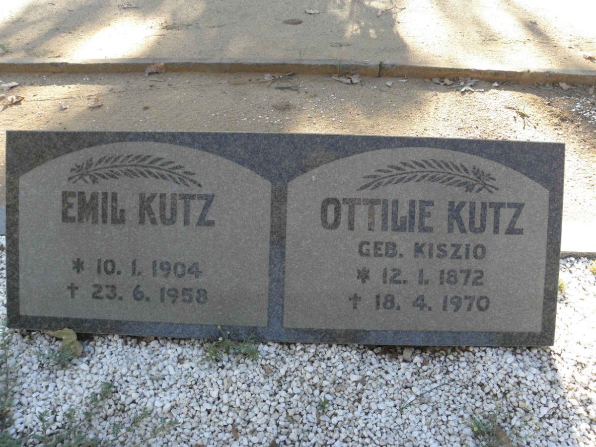 KUTZ Emil 1904-1958 :: KUTZ Ottilie nee KISZIO 1872-1970
