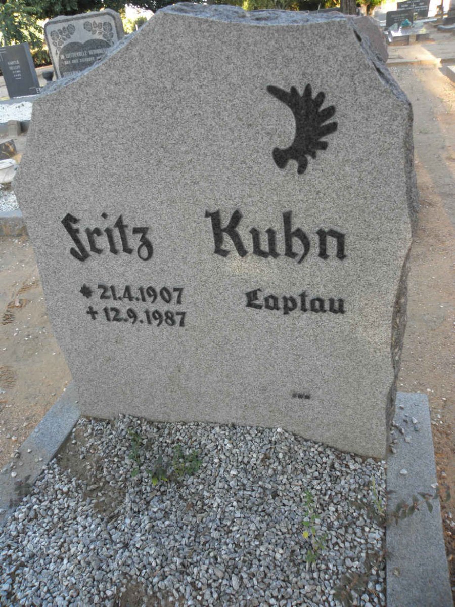 KUHN Fritz 1907-1987