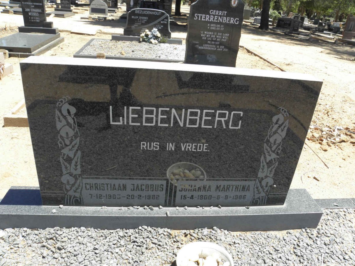 LIEBENBERG Christiaan Jacobus 1903-1982 &amp; Johanna Marthina 1900-1986